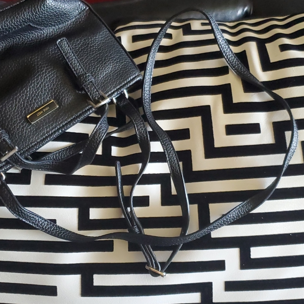 Purse - Picture 4 of 6